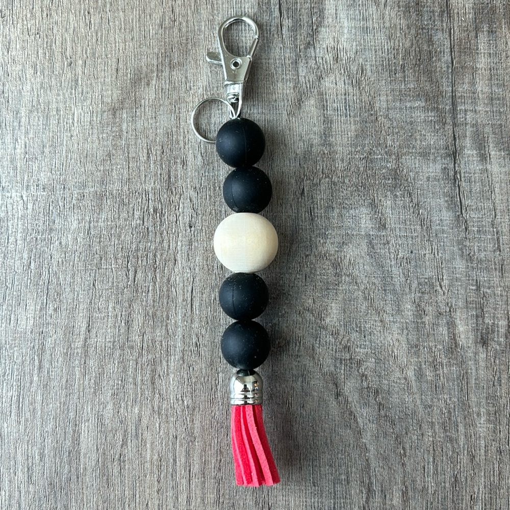Handmade Silicone Beaded Keychain with Tassel and Lobster Claw Luggage Tag black